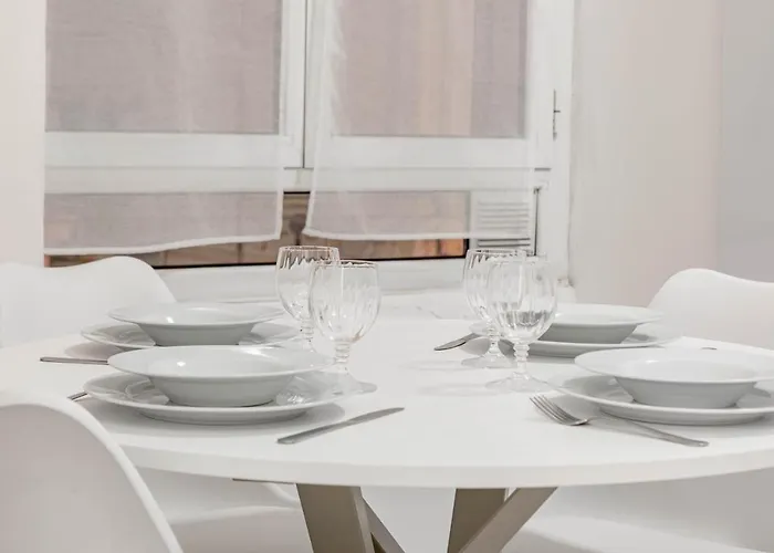 H11 M Town 119 - Centro Σαν Ρέμο